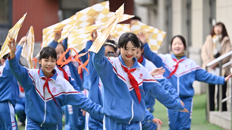 意信任他